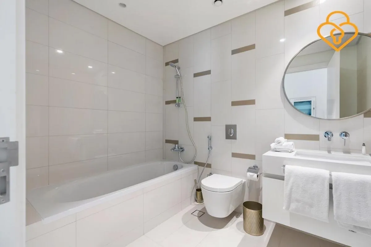 Keysplease 2 Bedroom Beach Vista, Emaar Beachfront Dubai